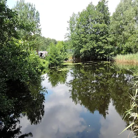 Lakeside Agritourism Retreat In Ko Czewo