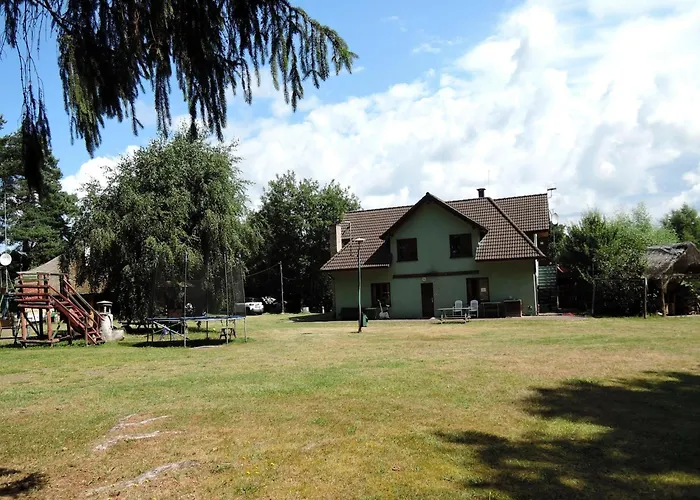 Сasa de vacaciones Lakeside Agritourism Retreat In Ko Czewo